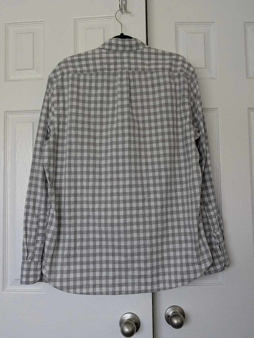 Bundle Of 2 J Crew Button-Down Plaid Shirts - Gray & Burgundy (Men)